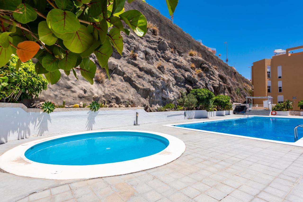 Beachfront Triplex With Swimming Pool & Parking Radazul 外观 照片