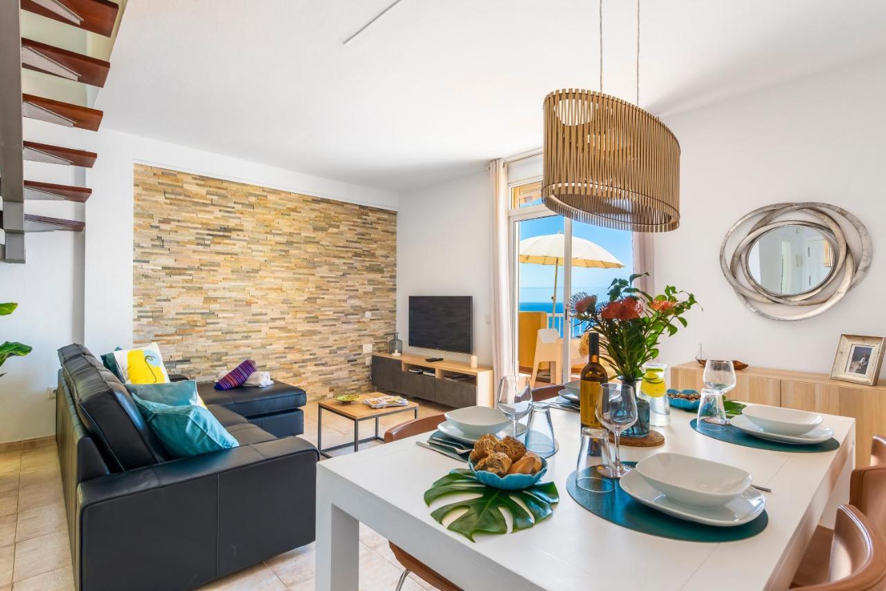 Beachfront Triplex With Swimming Pool & Parking Radazul 外观 照片